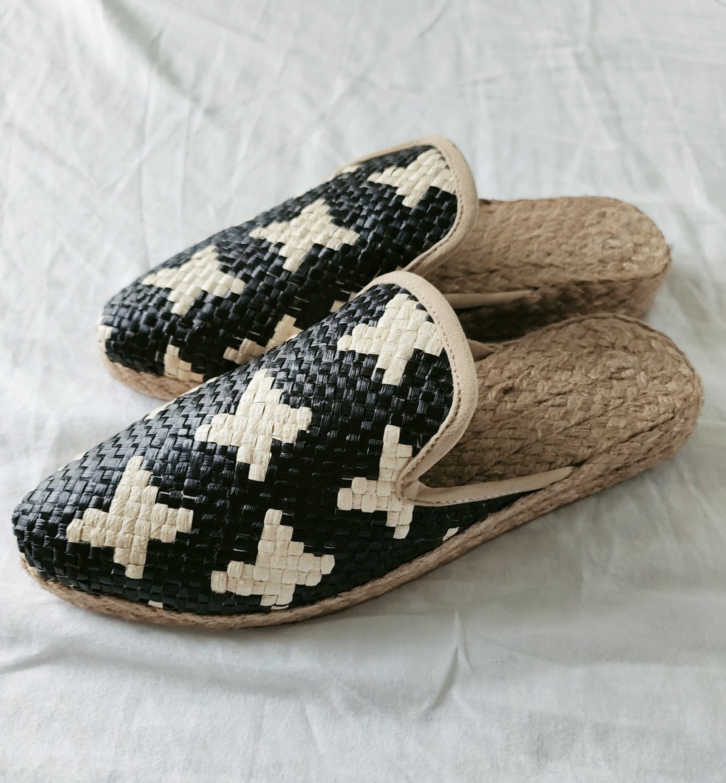 Handwoven Mule Espadrille in Black